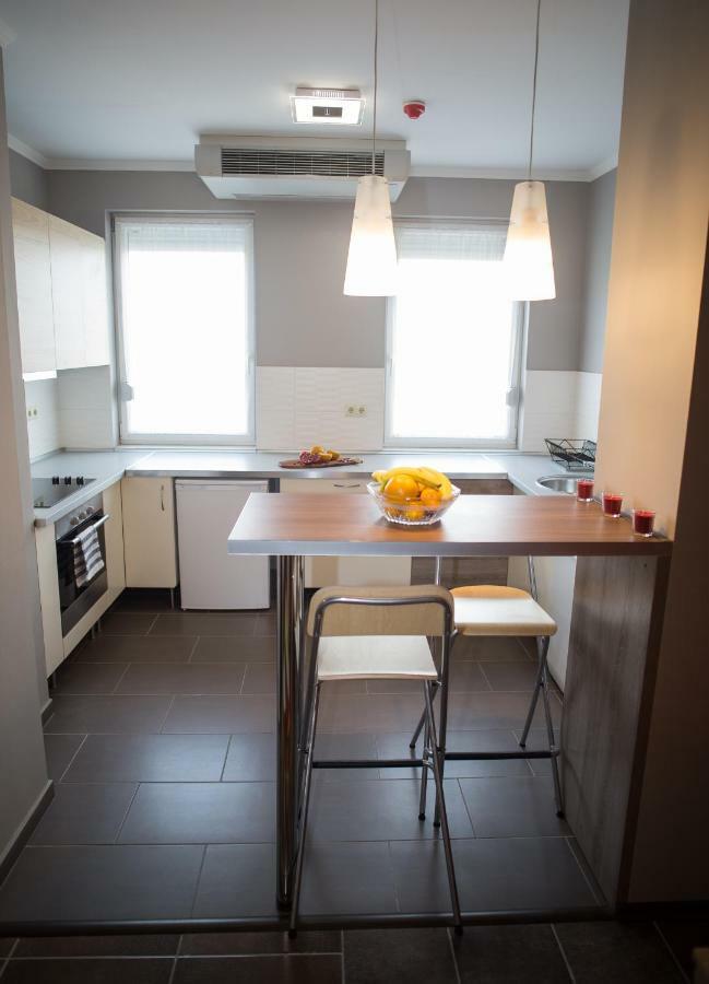 Deakvilla37 Apartman Еґер Екстер'єр фото